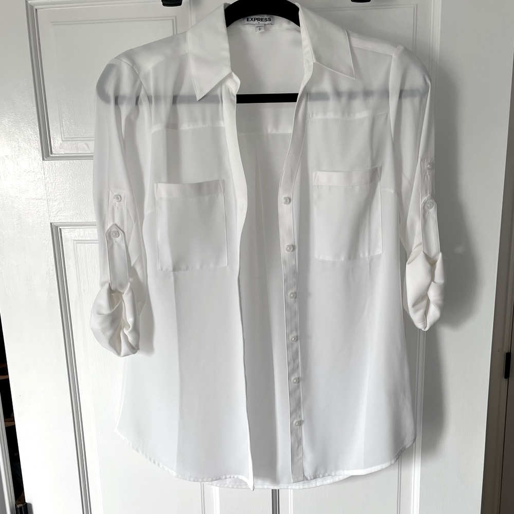 NWOT. Express Portofino Small White shirt